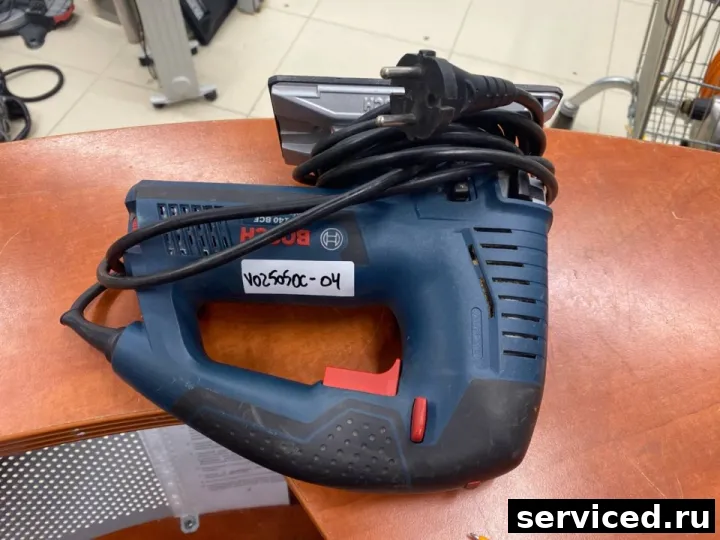 Лобзик Bosch gst 140 bce