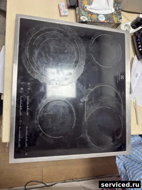 Варочная поверхность Electrolux EHF96547XK