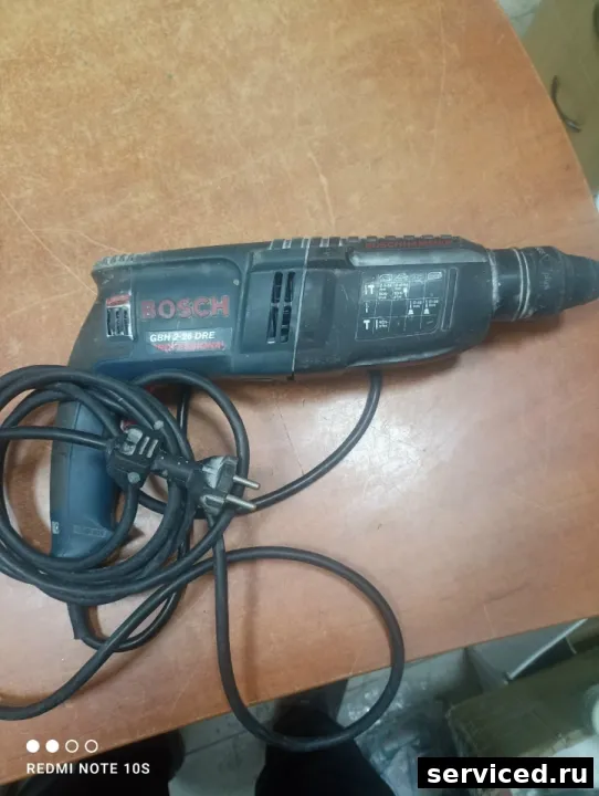 Перфоратор Bosch D-70745