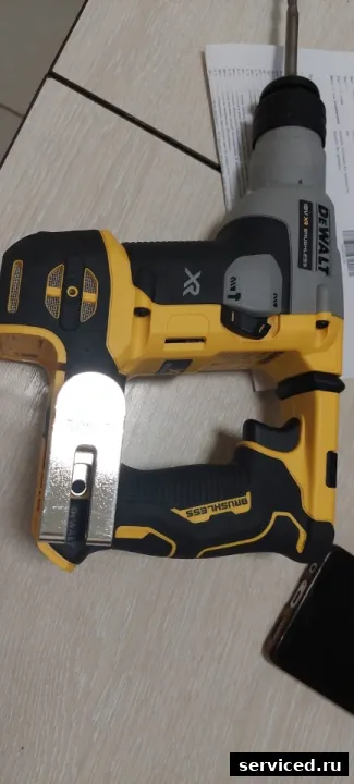Перфоратор DeWALT DCH172