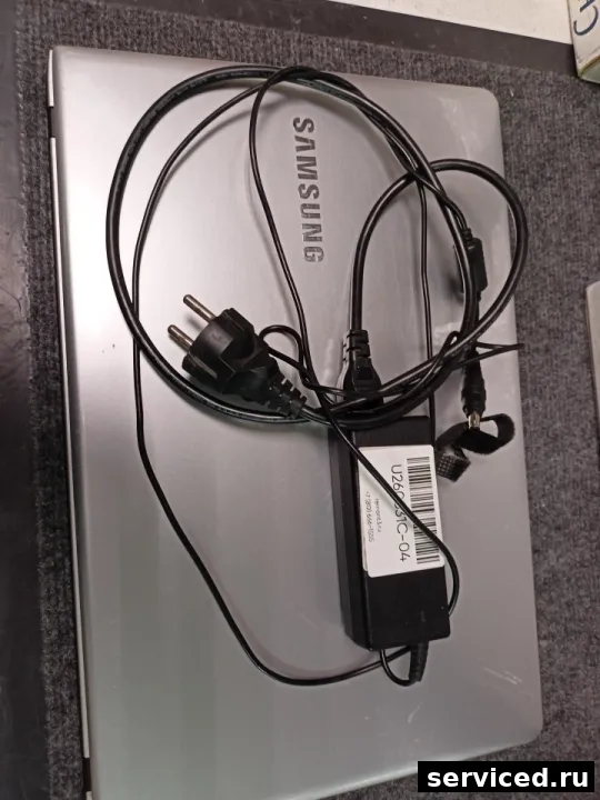 Ноутбук Samsung NP370R5E-S02RU