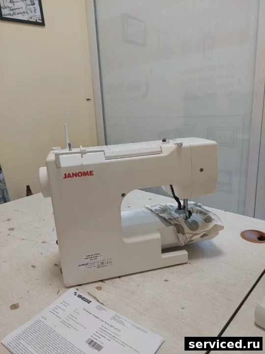 Швейная машина Janome MYSTYLE 100